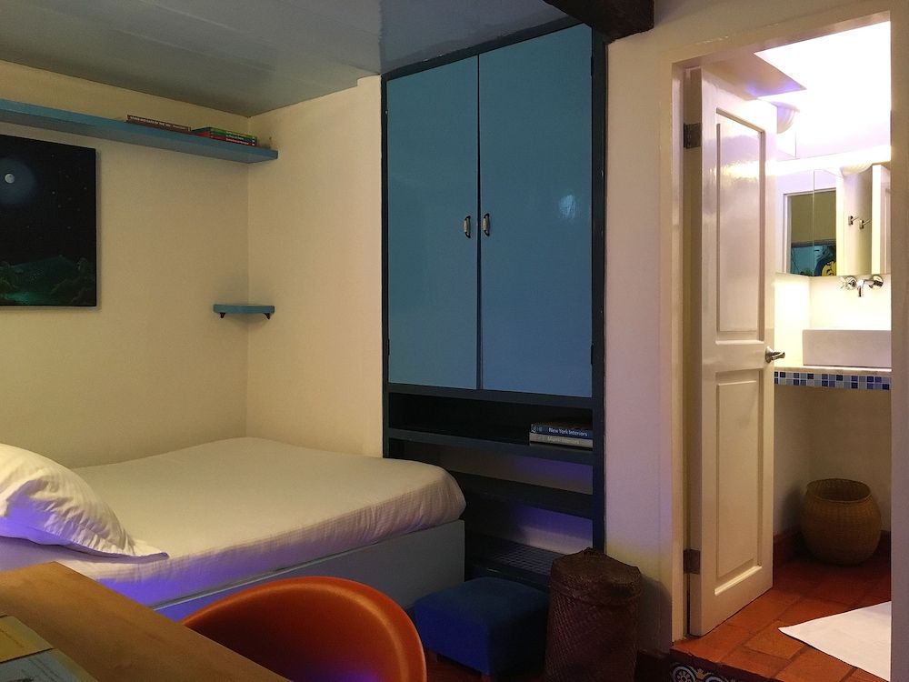 Junior Double Room (Blue Room)