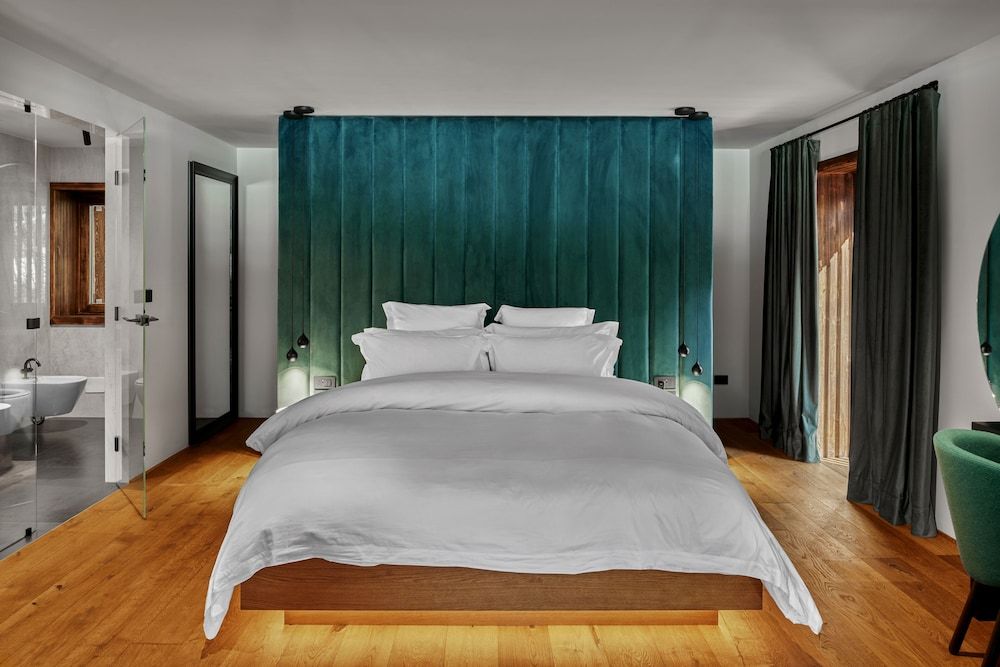 Suite (Alpine)