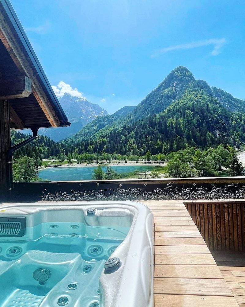 Boutique Hotel and Restaurant Milka