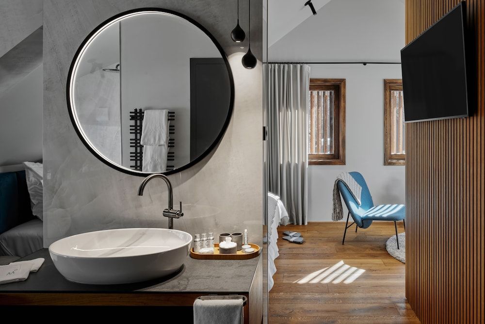 Luxury Double Room (Cone)