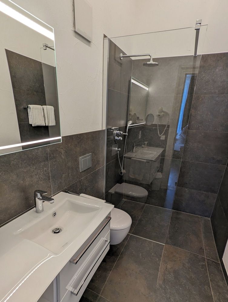 Badhotel Bad Brückenau Comfort Double Room, 1 Queen Bed 9