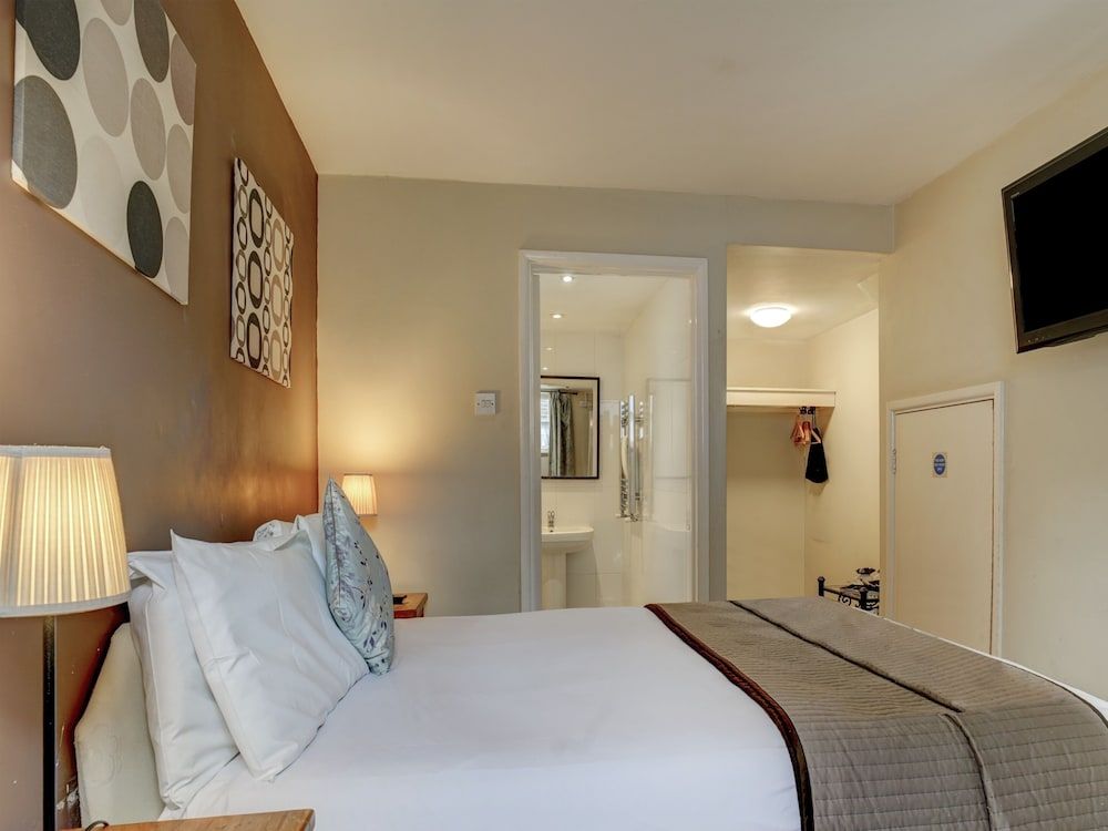 The George & Dragon Inn Double Room, Ensuite 4