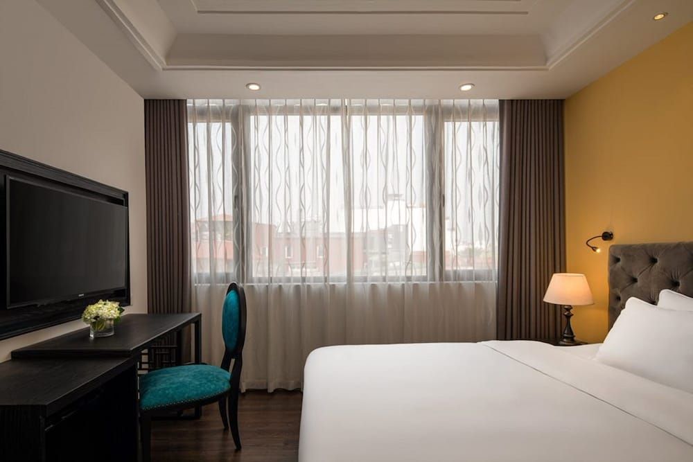 Deluxe Double or Twin Room