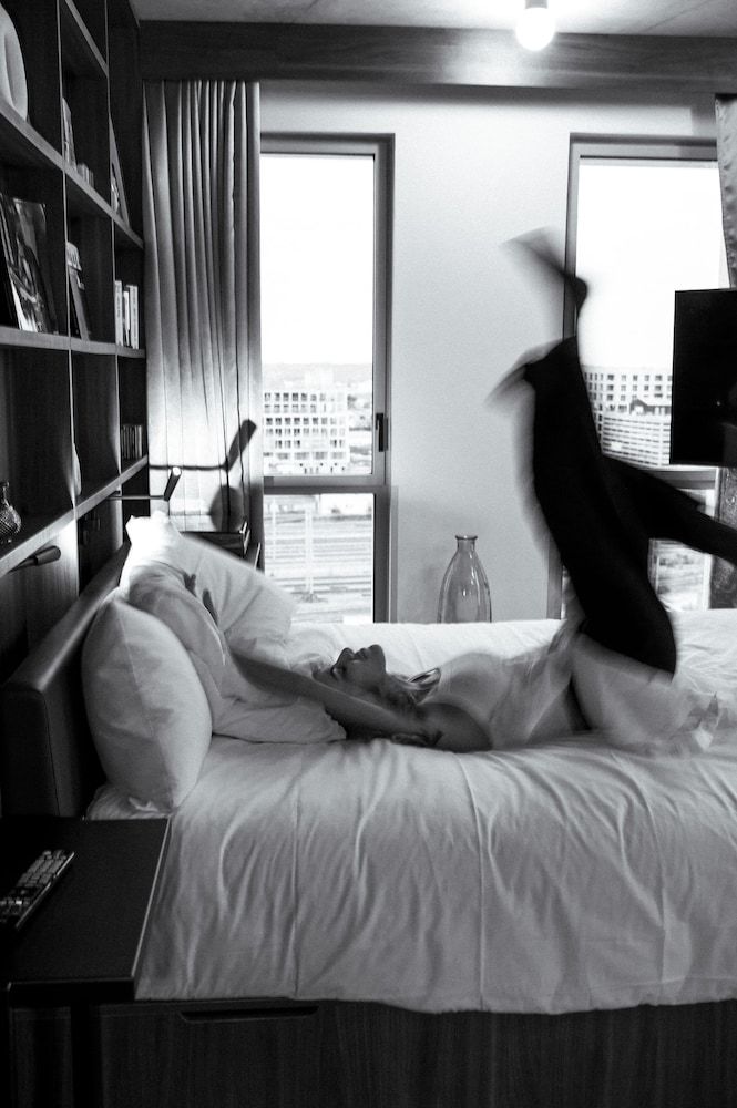 JOST Hôtel Bordeaux Centre Gare Saint Jean Deluxe Room 3