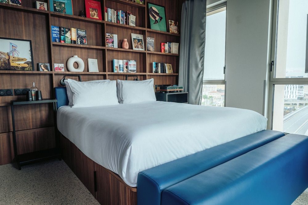 JOST Hôtel Bordeaux Centre Gare Saint Jean Deluxe Room 5