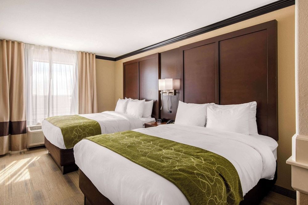 Suite, Multiple Beds, Accessible, Non Smoking