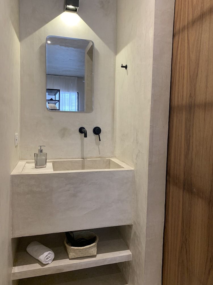 Apartments & Suites MADRE Holbox Self-Check IN Deluxe Room, 2 Double Beds 5