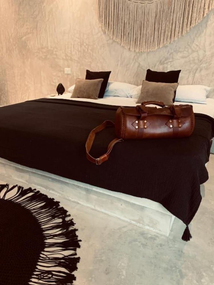 Apartments & Suites MADRE Holbox Self-Check IN Deluxe Room, 1 King Bed 3