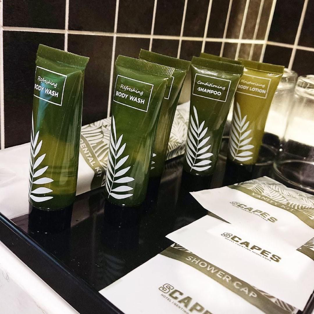 SCAPES Hotel Deluxe King 8