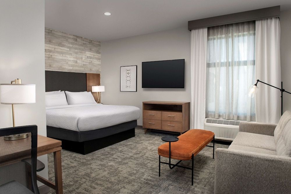 Studio Suite, 1 King Bed