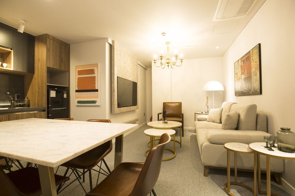 undefined UH Suite The Jongno 7