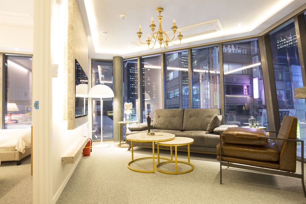 UH Suite The Jongno Main Building Suite (Randomly Selected) 13