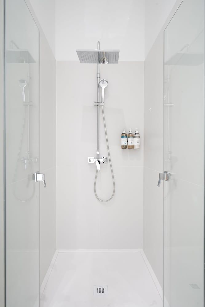 Numa Seville Solea Large 2 Bedroom Apartment with Sofa Bed 5