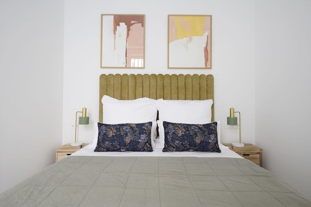 2 Bedroom Apartment with Sofa Bed