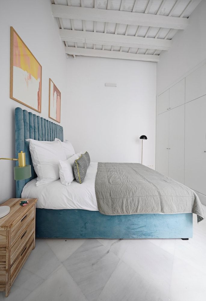 undefined Numa Seville Solea 8