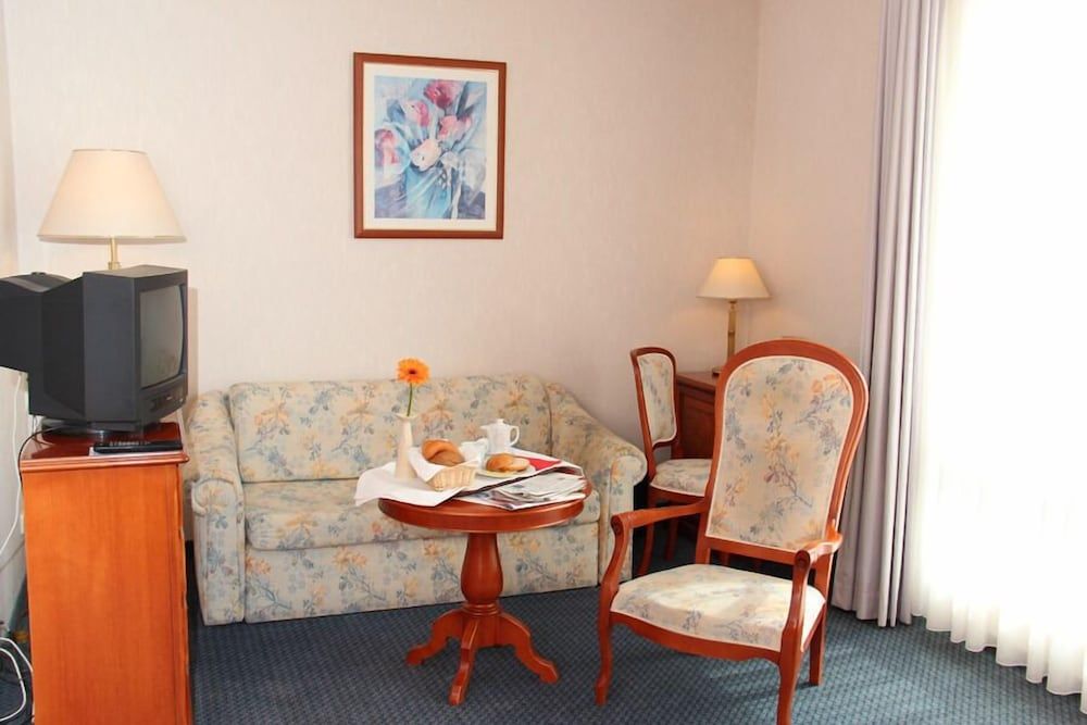 Hotel Ascania Single Room 4