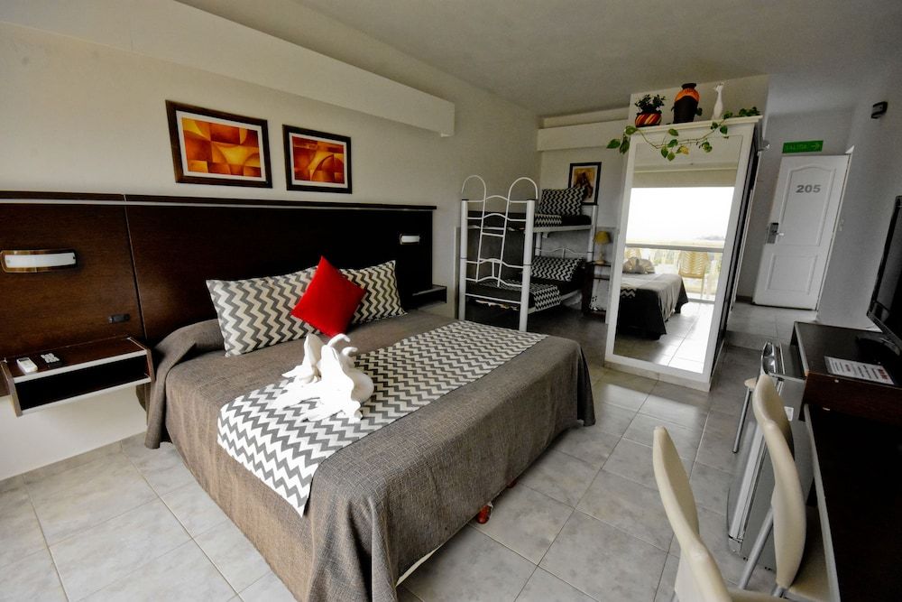 Villa La Font Apart Hotel & Spa Suite (Triple)