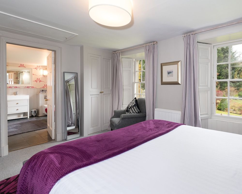 Deluxe Double Room (The Governess's Quarters)