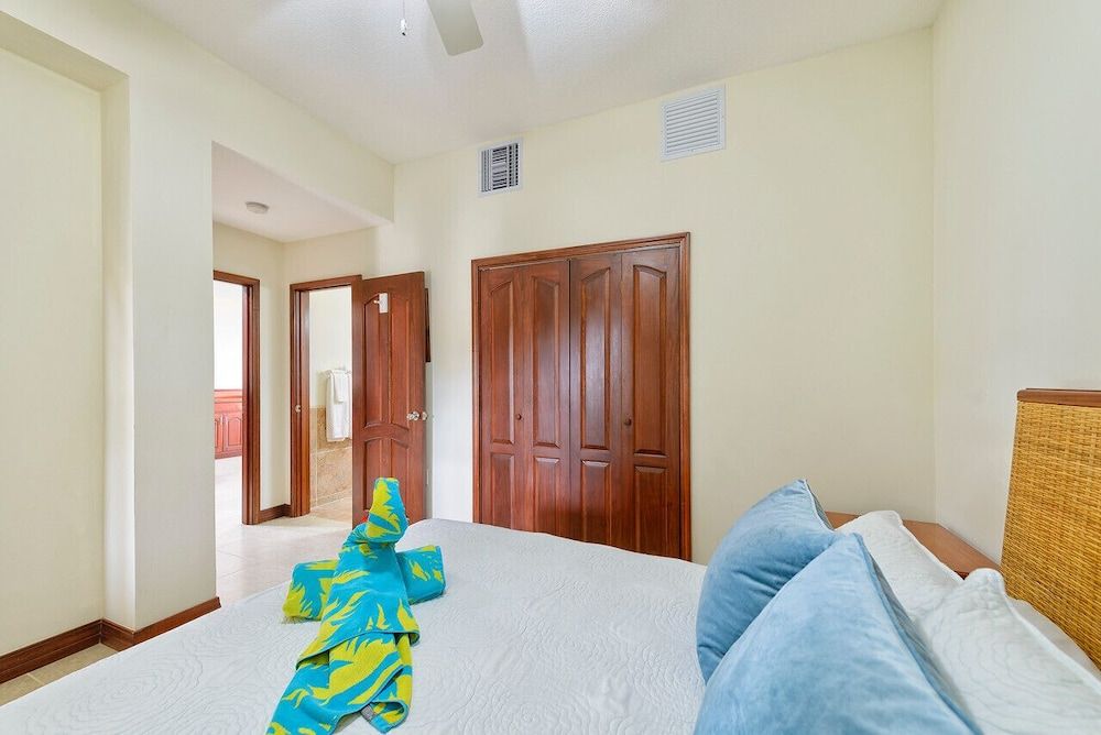 Seiri del Mar Deluxe Villa, 2 Bedrooms, 2 Bathrooms, Beachside 14