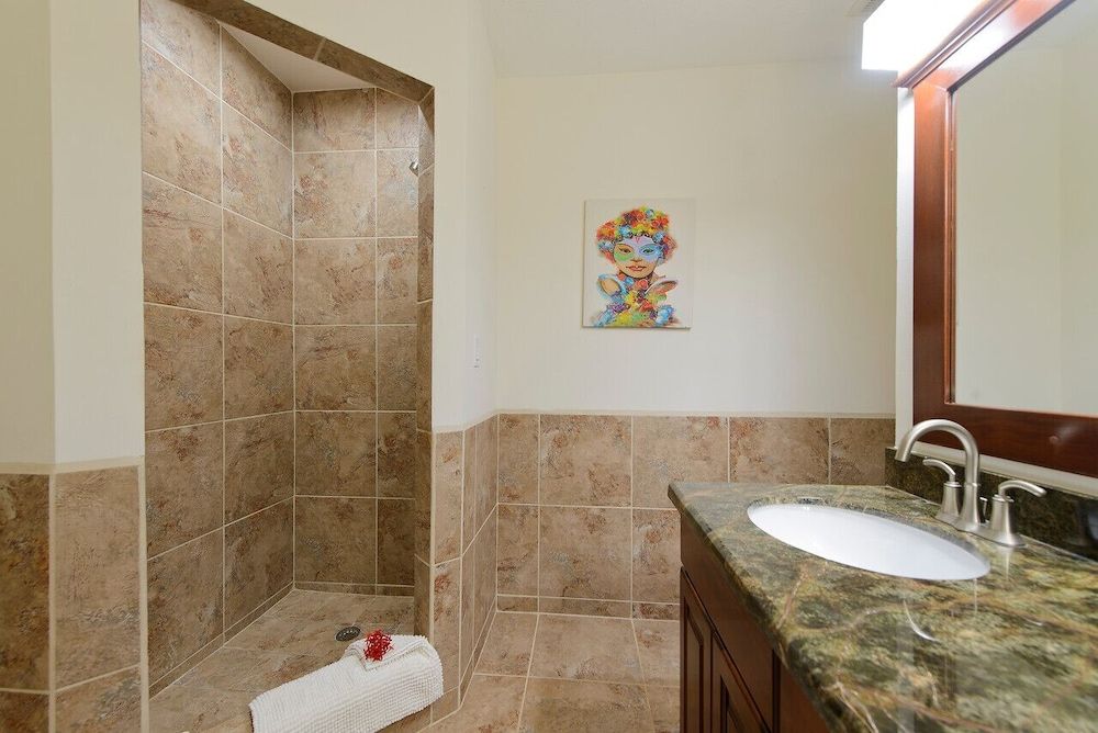 Seiri del Mar Deluxe Villa, 2 Bedrooms, 2 Bathrooms, Beachside 11