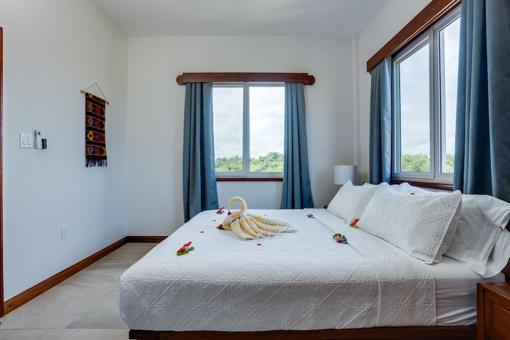 Seiri del Mar Deluxe Villa, 1 Bedroom, Balcony, Beachside 3