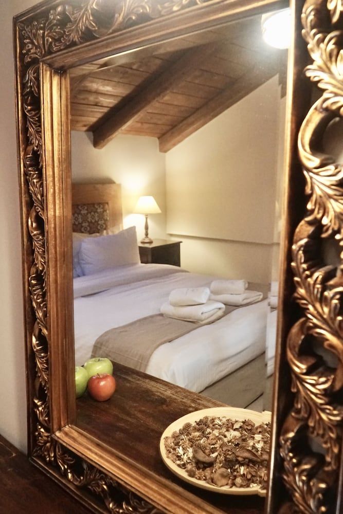 Xenonas Iresioni Triple Room, Fireplace (Maisonette with Attic) 6