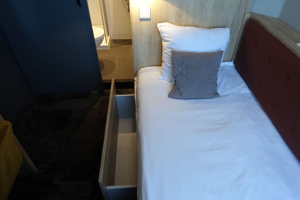 Prinsengracht Hotel Single Room, 1 Twin Bed, Garden View 5