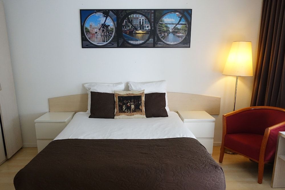 Prinsengracht Hotel Quadruple Room, Garden Area 3