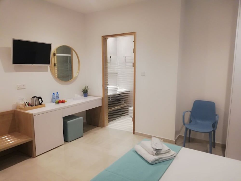 Hai Hotel Standard Double Room 16