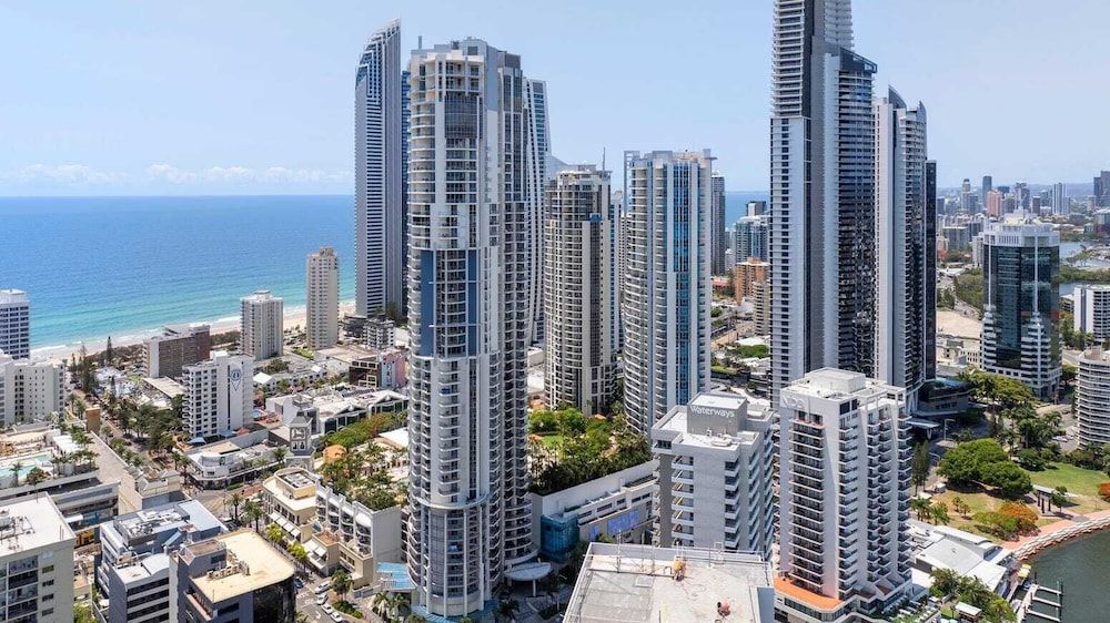 undefined Towers of Chevron - Private Apartments 10