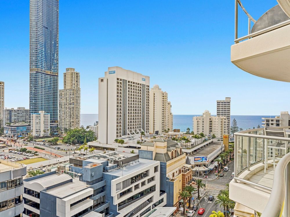 undefined Towers of Chevron - Private Apartments 6