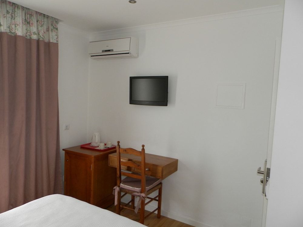 Frentomar Double Room, Balcony, Partial Sea View 7