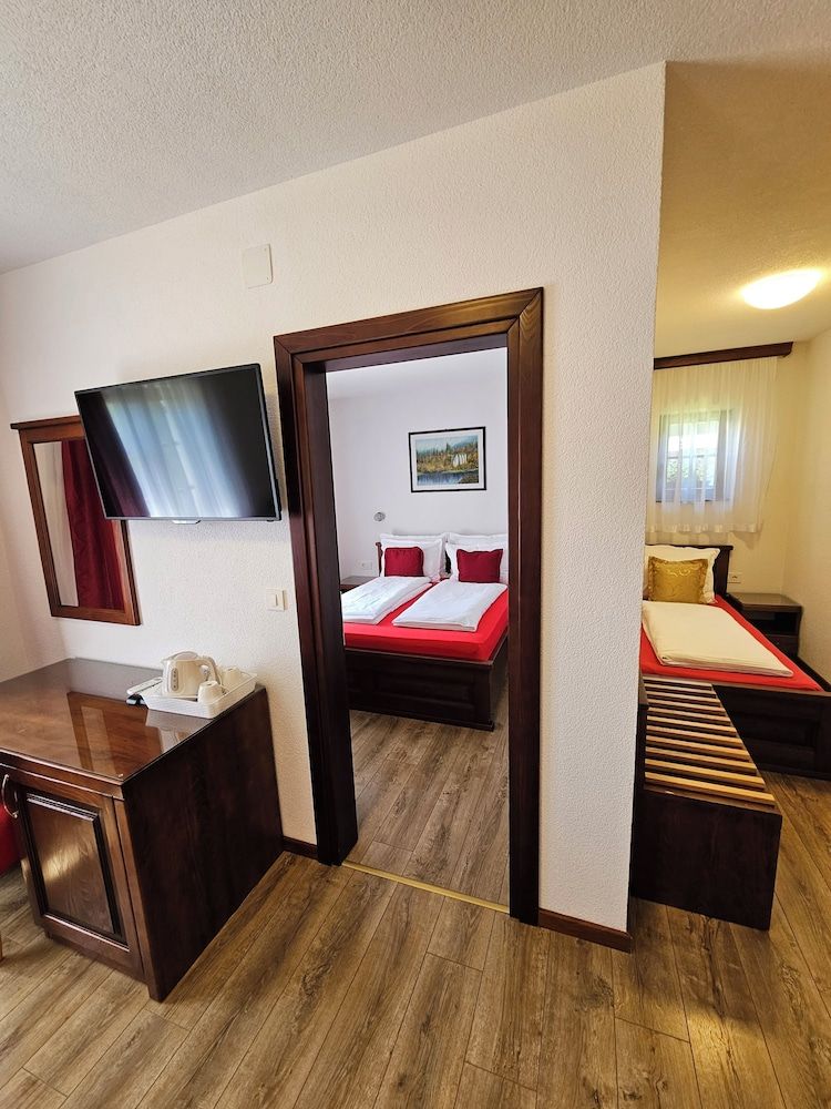 undefined Pansion Breza 2