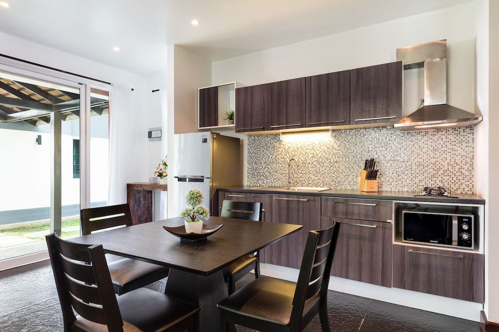 Ocean View Boutique 8BR Pool Villa Sawan 7-Bedroom Villa with Private Pool 15