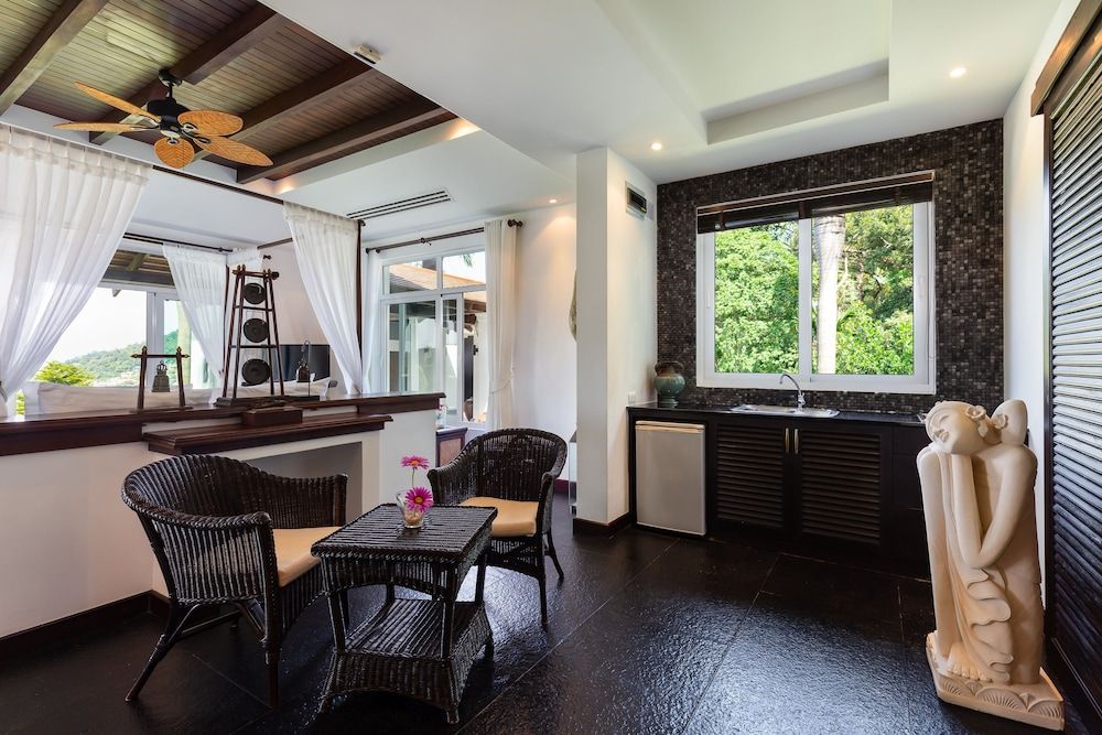 Ocean View Boutique 8BR Pool Villa Sawan 7-Bedroom Villa with Private Pool 17