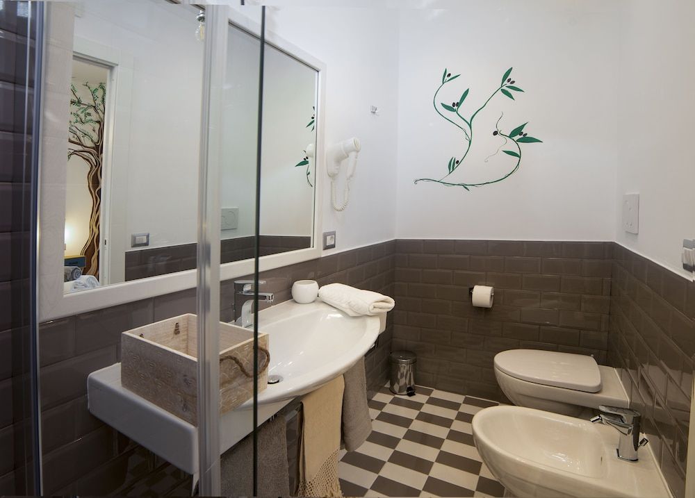undefined Mario Relais 9