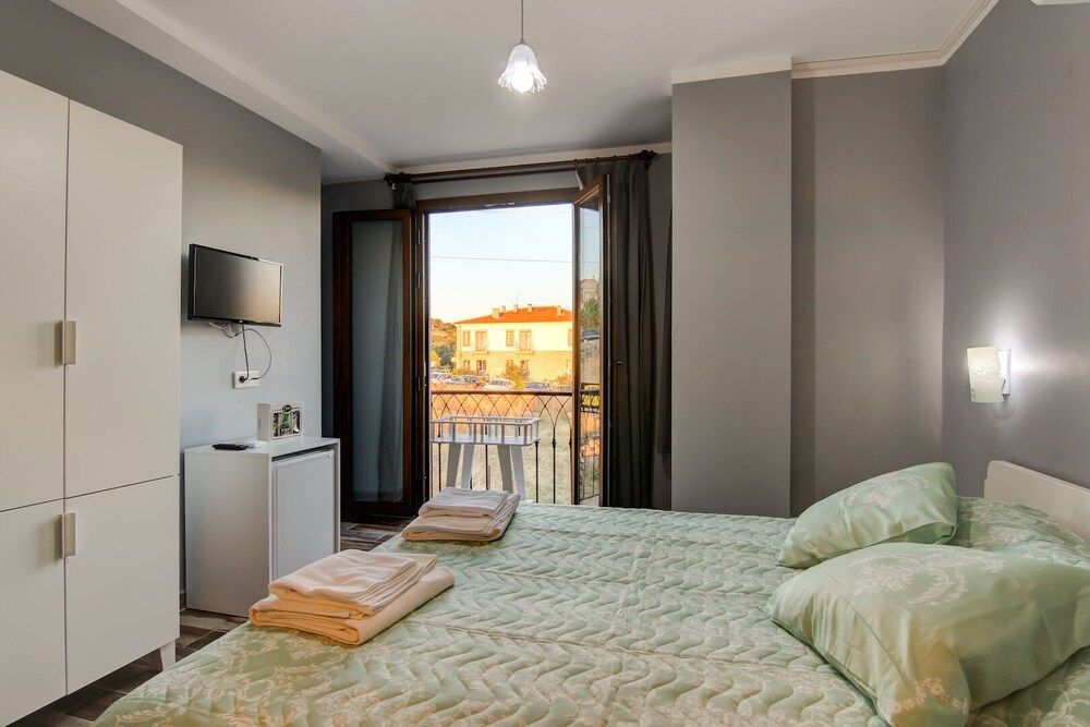 Cunda Exodus Otel Deluxe Room 10