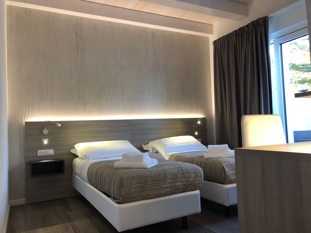 Panoramic Double or Twin Room, Balcony, Pool View