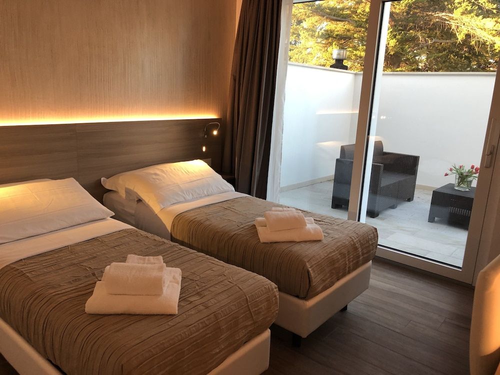 Basic Double or Twin Room, Patio