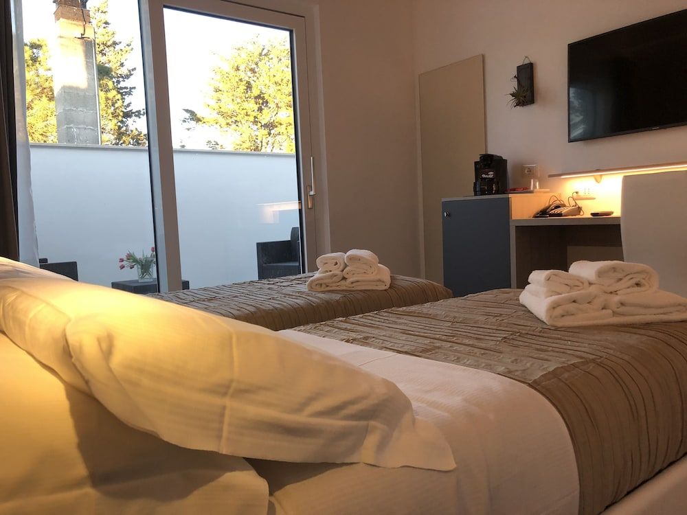 Basic Double or Twin Room, Patio