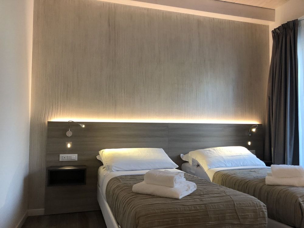 Panoramic Double or Twin Room, Balcony, Pool View