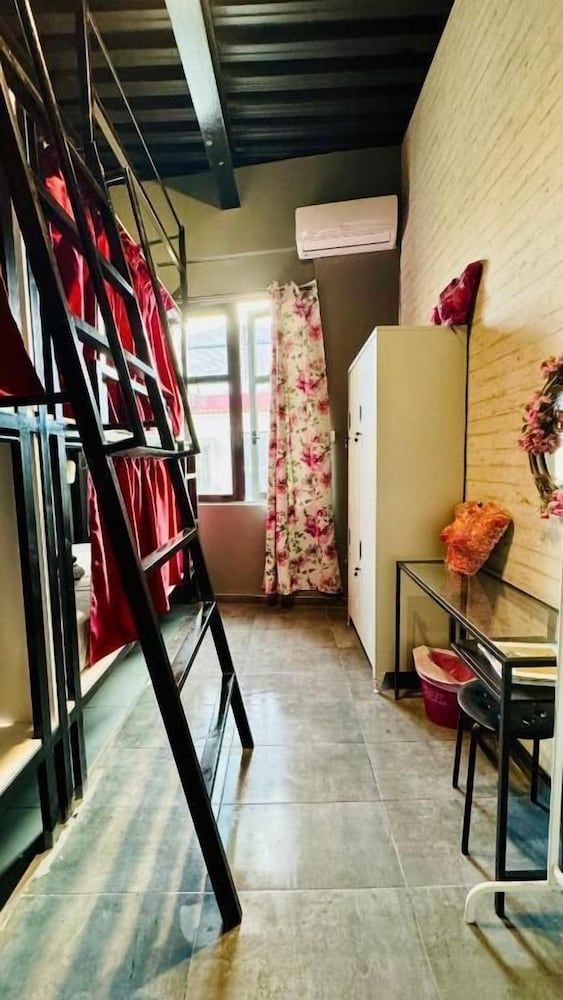 undefined Iconic Athens Hostel 5