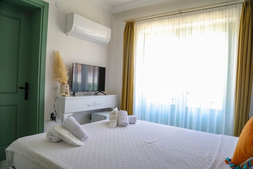 Elda Alacati Boutique Hotel Superior Double Room, 1 Double Bed, City View