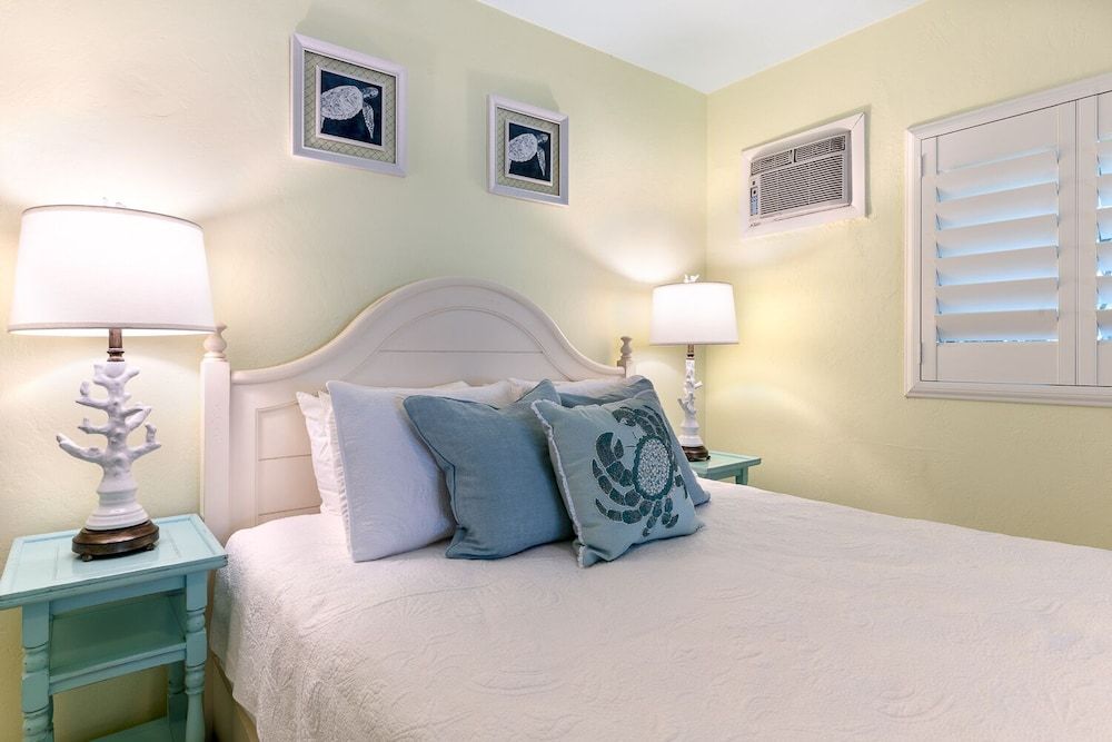 Pineapple Suite