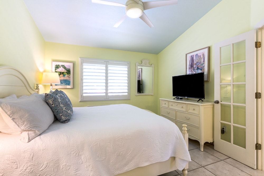Key Lime Suite