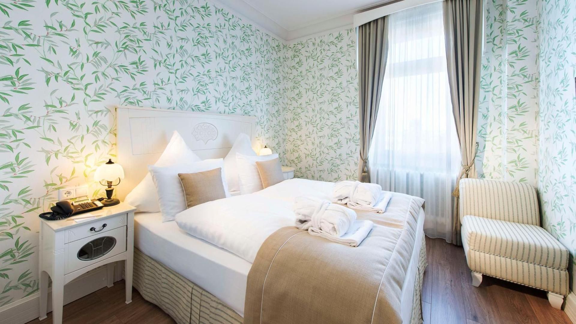 Classic Double Room