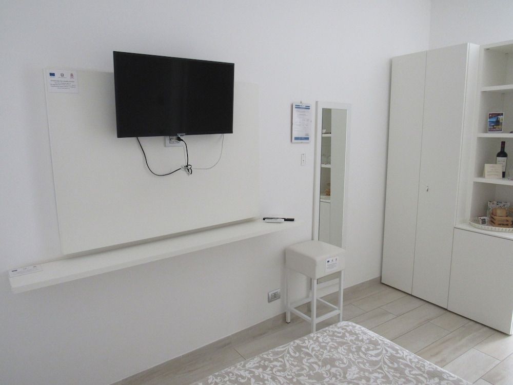 Vicolo Fiorito B&B Deluxe Room, Balcony 15