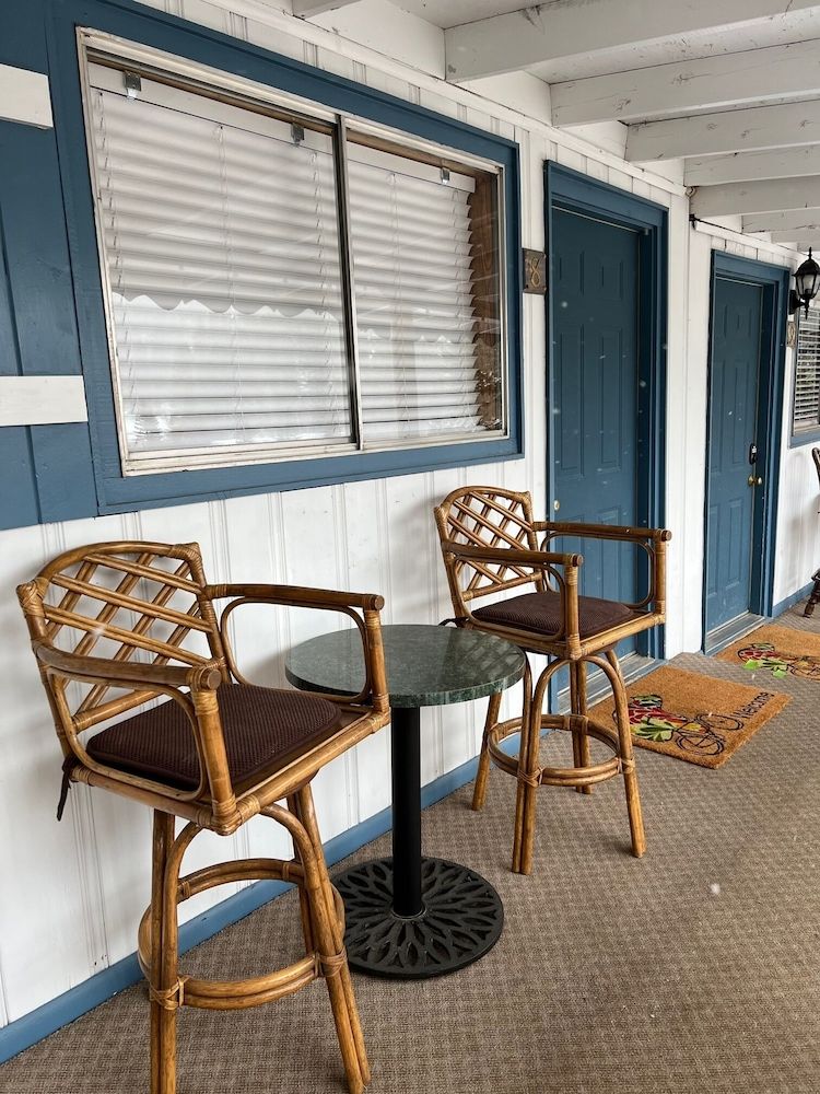 Mountain View Lodge Deluxe Double Room, Kitchenette, Mountain View 5