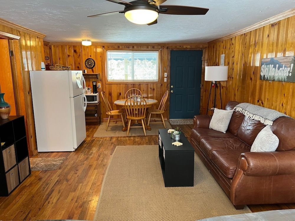 Mountain View Lodge Deluxe Double Room, Kitchenette, Mountainside 7