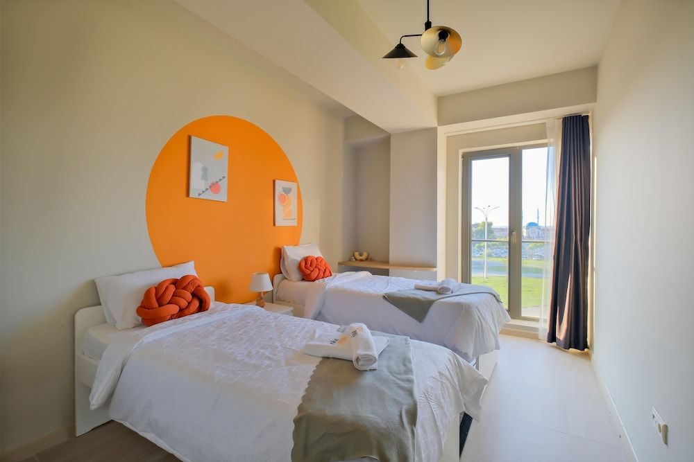 NewInn Hotel Apartments - Cadde 54 Mall Deluxe Apartment, 3 Bedrooms